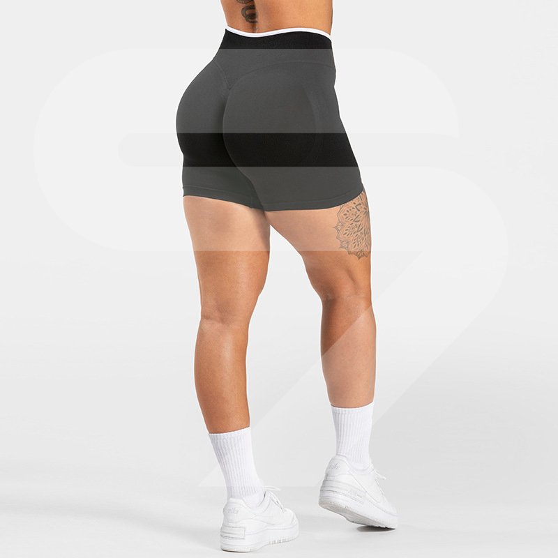 Short Impact Active > + Colores <