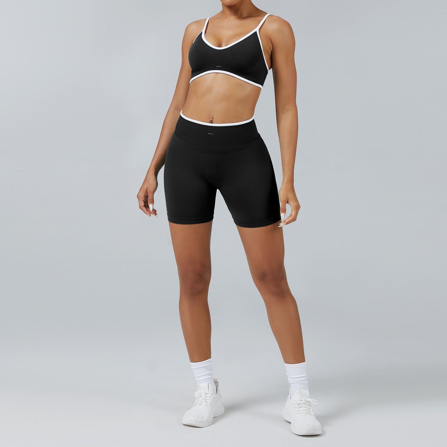 Short Impact Active > + Colores <